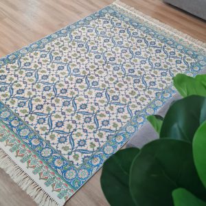 خرید فرشینه سفید و آبی